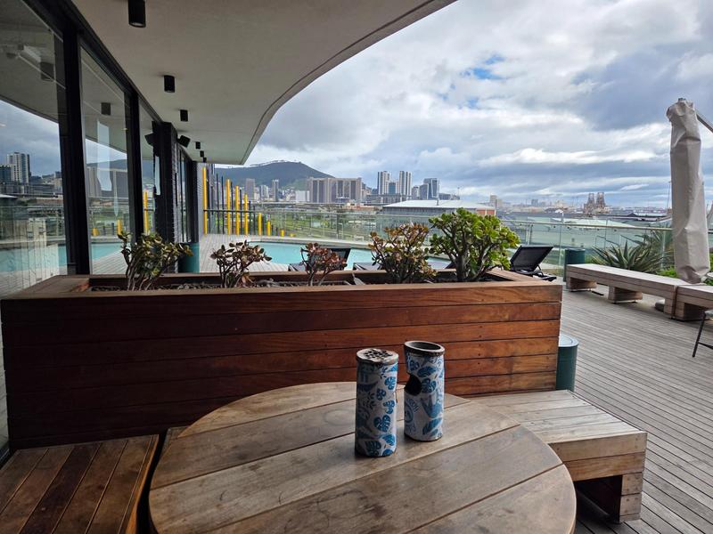 1 Bedroom Property for Sale in Woodstock Western Cape